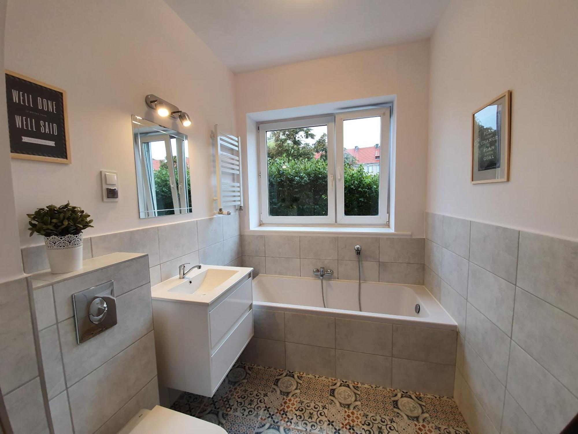 Urocze Mieszkanie Przy Skwerku Apartment
